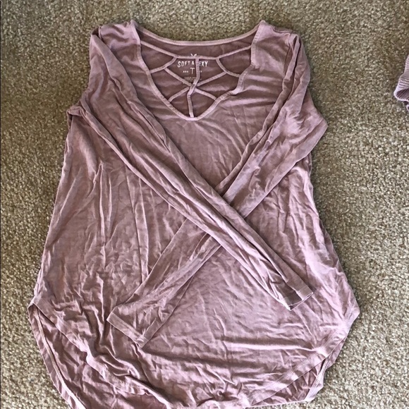American Eagle Outfitters Tops - long sleeve blush tee.